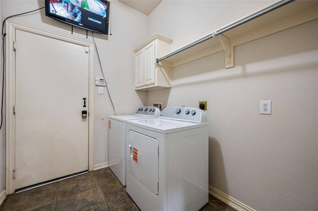 9304 Warm Springs Circle, Plano, TX 75024 9304 Warm Springs Circle, Plano, TX 75024