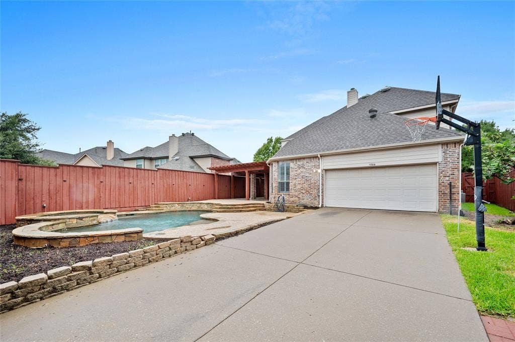 9304 Warm Springs Circle, Plano, TX 75024 9304 Warm Springs Circle, Plano, TX 75024