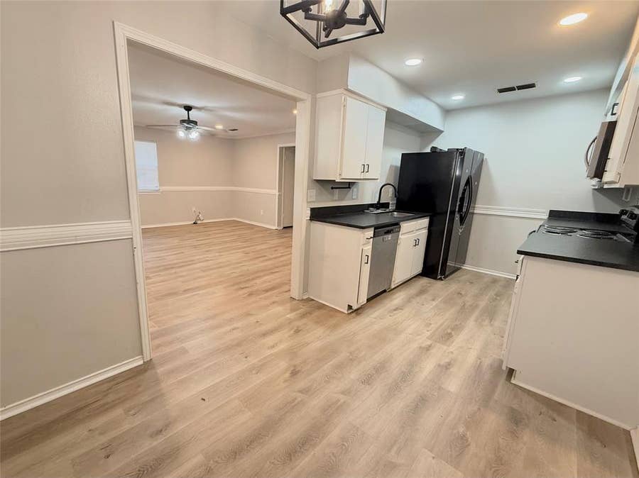 Property photo for 210 Park Street W, Sulphur Springs, TX