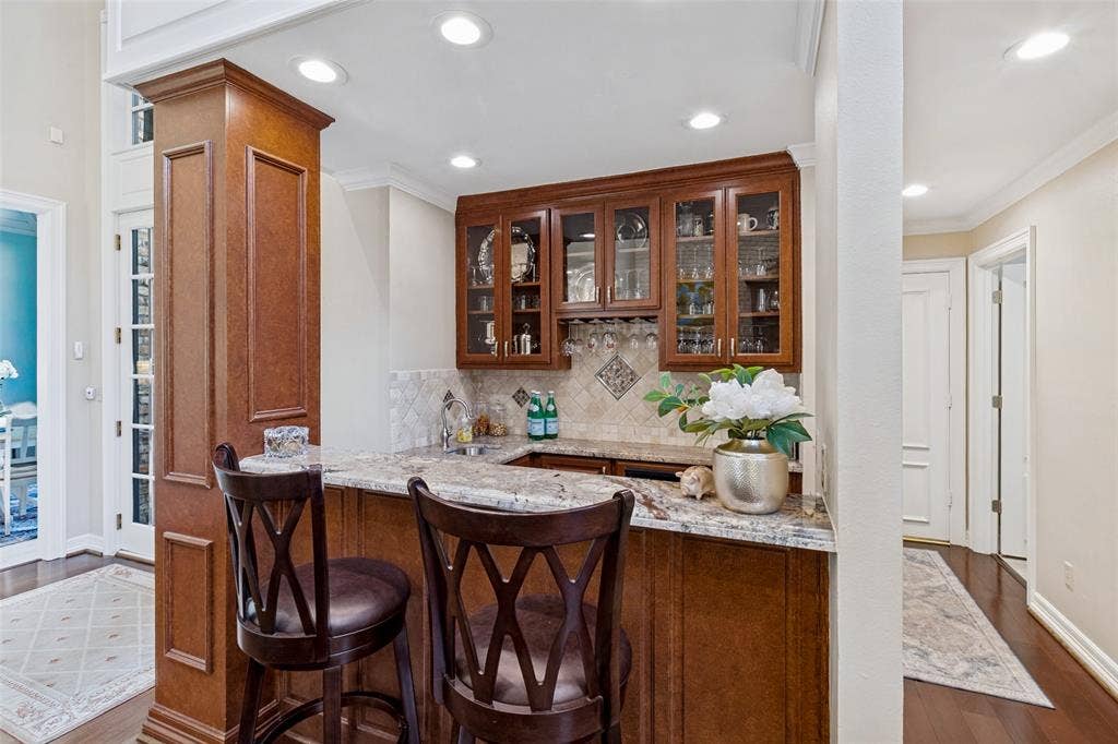 12131 Vendome Place, Dallas, TX 75230 12131 Vendome Place, Dallas, TX 75230