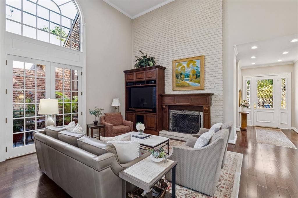 12131 Vendome Place, Dallas, TX 75230 12131 Vendome Place, Dallas, TX 75230