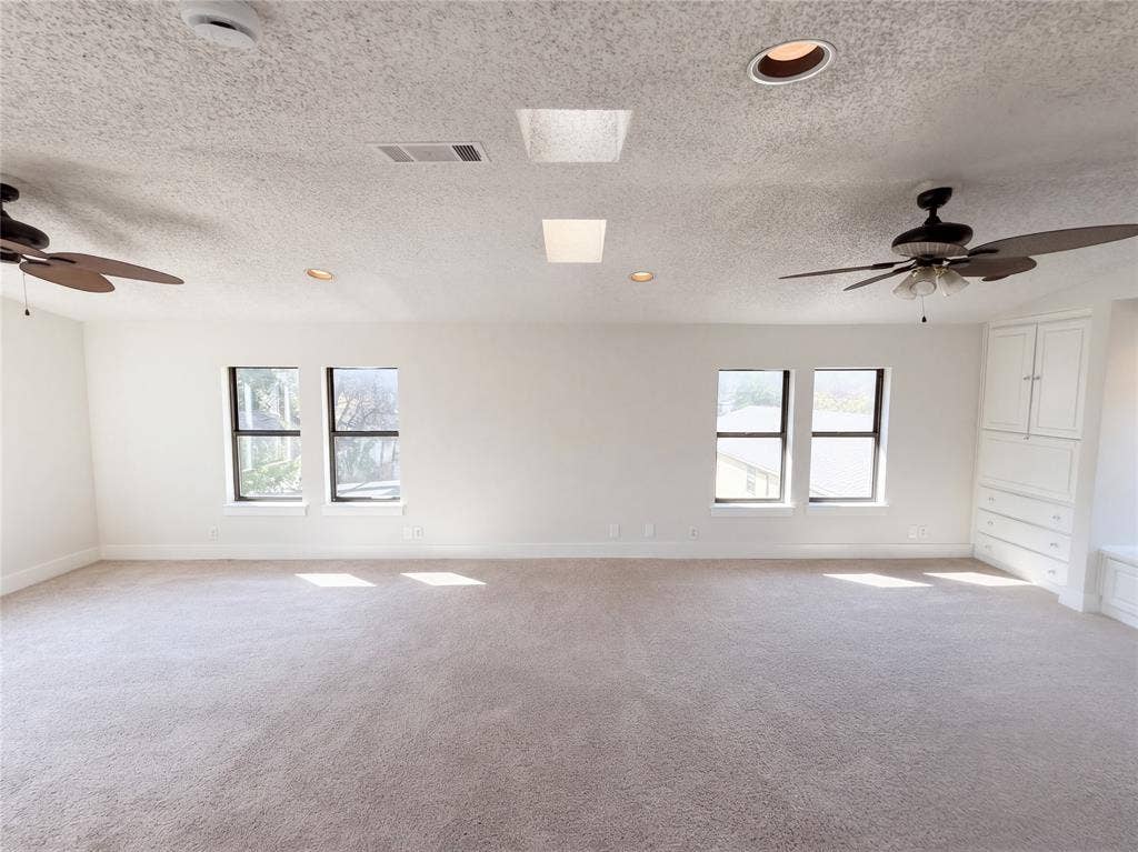 5609 Baylor Avenue, River Oaks, TX 76114 5609 Baylor Avenue, River Oaks, TX 76114