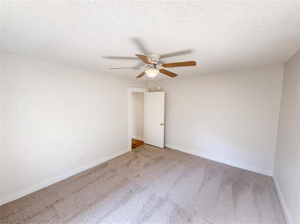 5609 Baylor Avenue, River Oaks, TX 76114 5609 Baylor Avenue, River Oaks, TX 76114