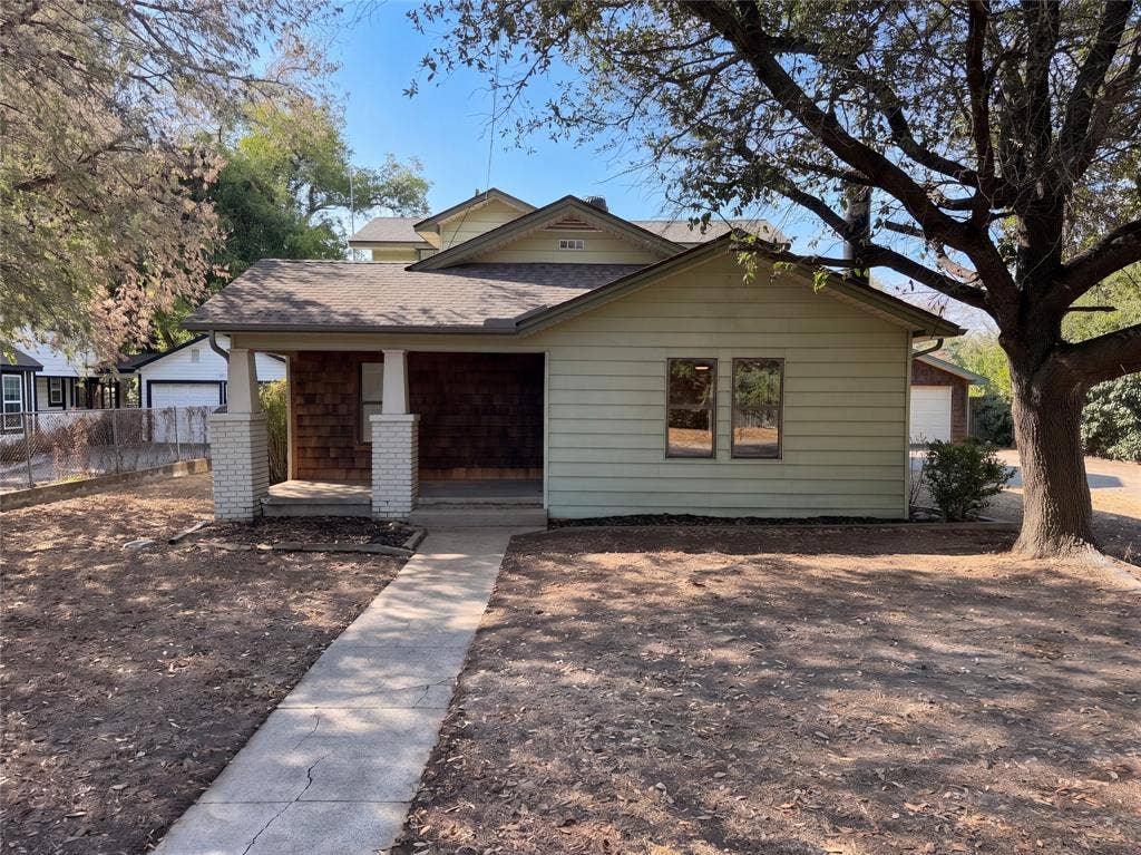 5609 Baylor Avenue, River Oaks, TX 76114 5609 Baylor Avenue, River Oaks, TX 76114