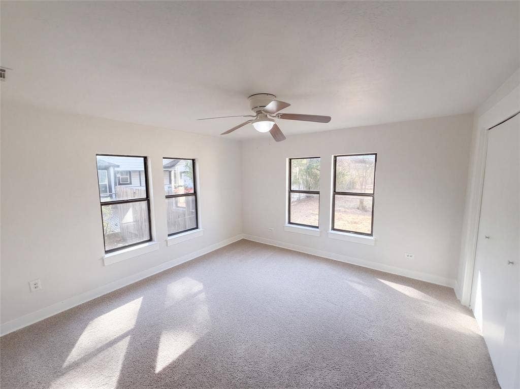 5609 Baylor Avenue, River Oaks, TX 76114 5609 Baylor Avenue, River Oaks, TX 76114