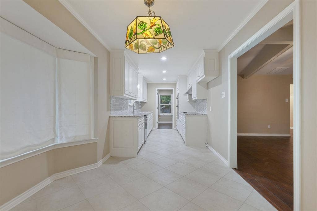 9433 Meadowknoll Drive, Dallas, TX 75243 9433 Meadowknoll Drive, Dallas, TX 75243