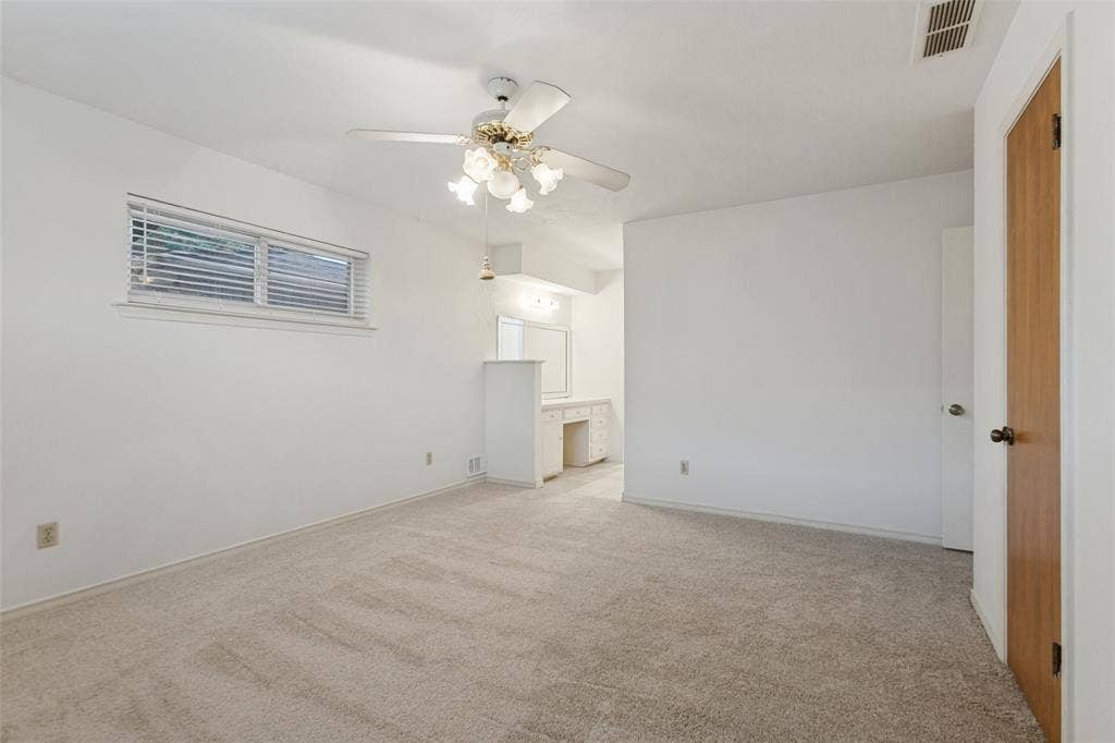 9433 Meadowknoll Drive, Dallas, TX 75243 9433 Meadowknoll Drive, Dallas, TX 75243