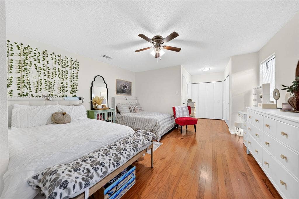 2601 Kimberly Drive, Garland, TX 75040 2601 Kimberly Drive, Garland, TX 75040