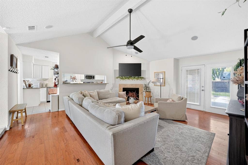 2601 Kimberly Drive, Garland, TX 75040 2601 Kimberly Drive, Garland, TX 75040