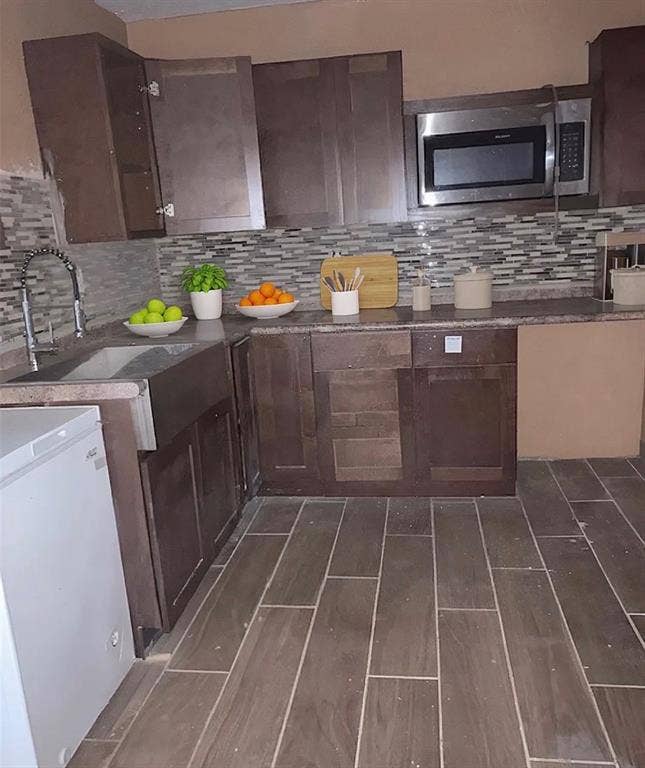 2434 S 9th Street, Waco, TX 76706 2434 S 9th Street, Waco, TX 76706