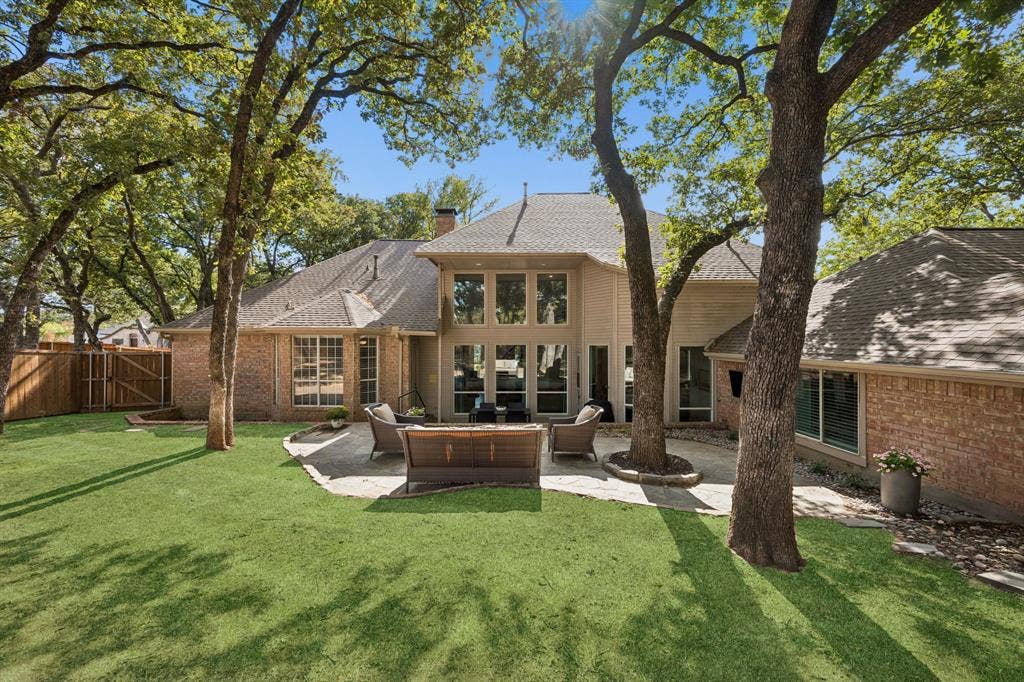 2865 Woodhollow Drive, Highland Village, TX 75077 2865 Woodhollow Drive, Highland Village, TX 75077