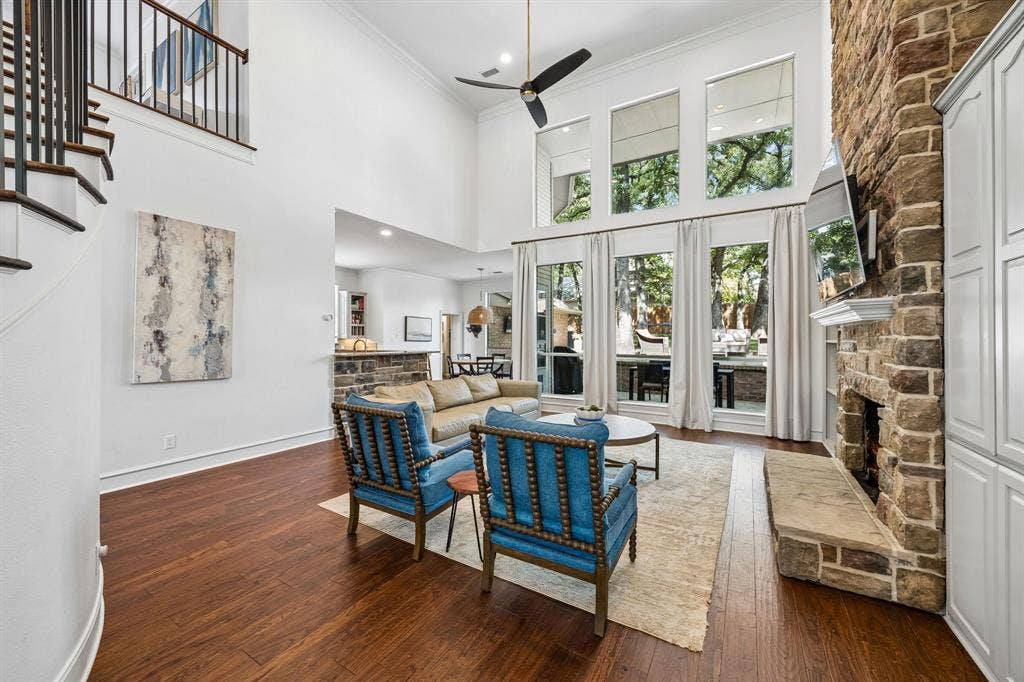 2865 Woodhollow Drive, Highland Village, TX 75077 2865 Woodhollow Drive, Highland Village, TX 75077
