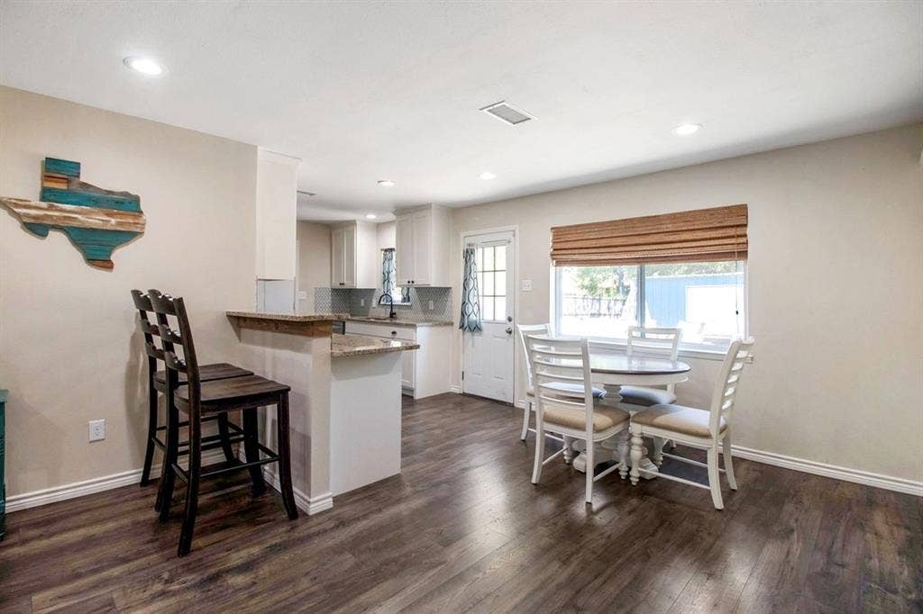 4026 Salem Drive, Garland, TX 75043 4026 Salem Drive, Garland, TX 75043