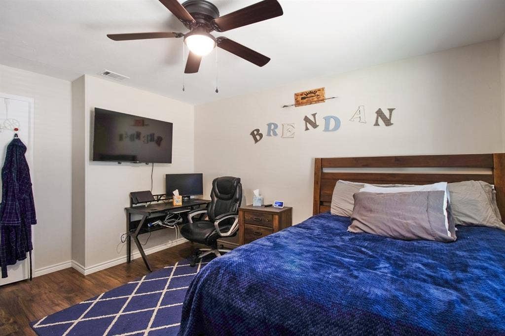 4026 Salem Drive, Garland, TX 75043 4026 Salem Drive, Garland, TX 75043
