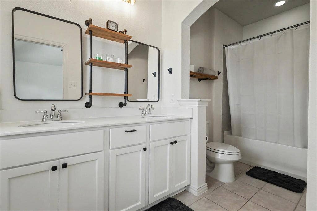 4828 Bridgewater Street, Plano, TX 75074 4828 Bridgewater Street, Plano, TX 75074