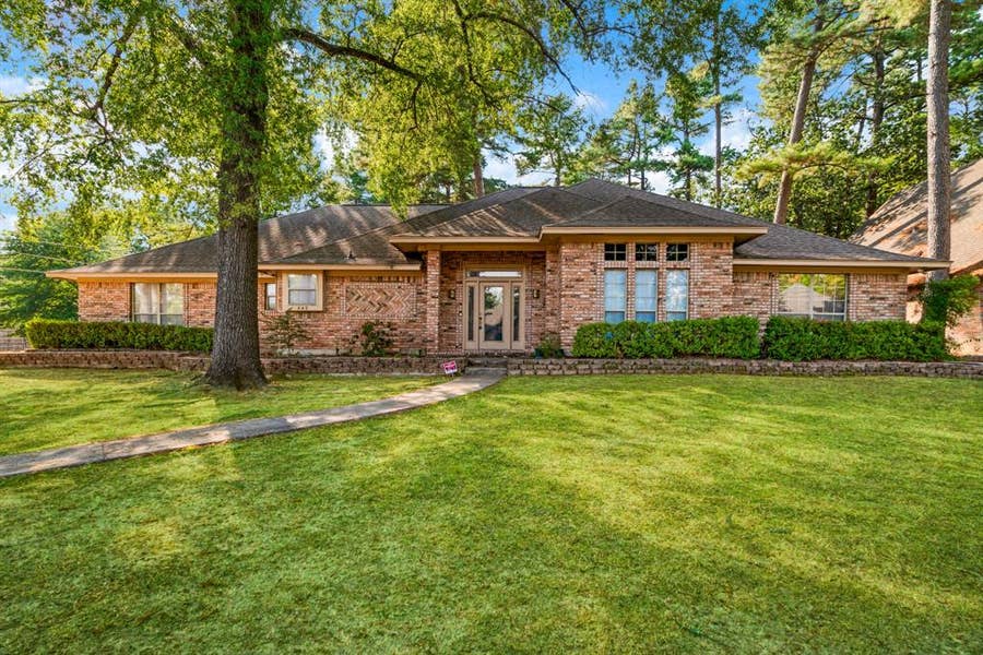 Property photo for 449 Timber Brook Drive, Reno, TX