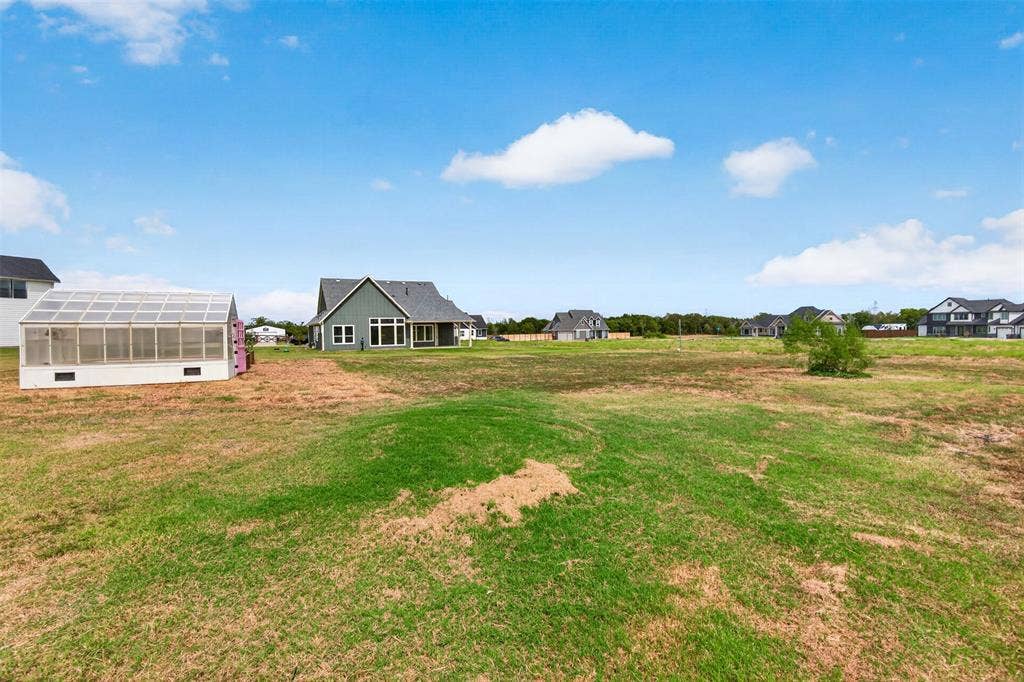 804 Republic Row, Nevada, TX 75173