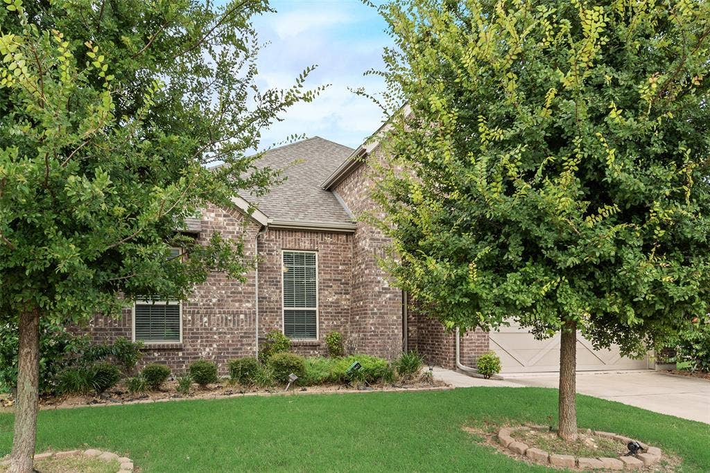 2610 Fawn Valley Avenue, Midlothian, TX 76065 2610 Fawn Valley Avenue, Midlothian, TX 76065