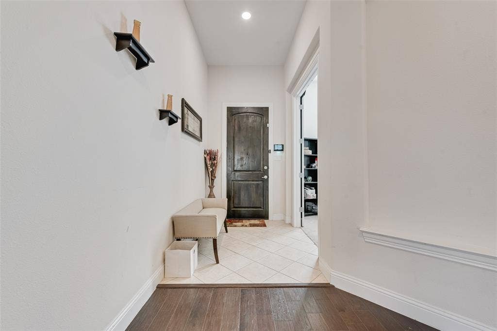 2610 Fawn Valley Avenue, Midlothian, TX 76065 2610 Fawn Valley Avenue, Midlothian, TX 76065
