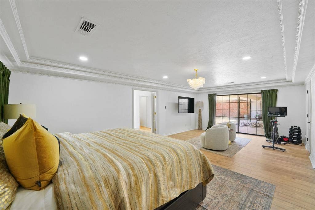 803 Green Tree Court, Duncanville, TX 75137 803 Green Tree Court, Duncanville, TX 75137