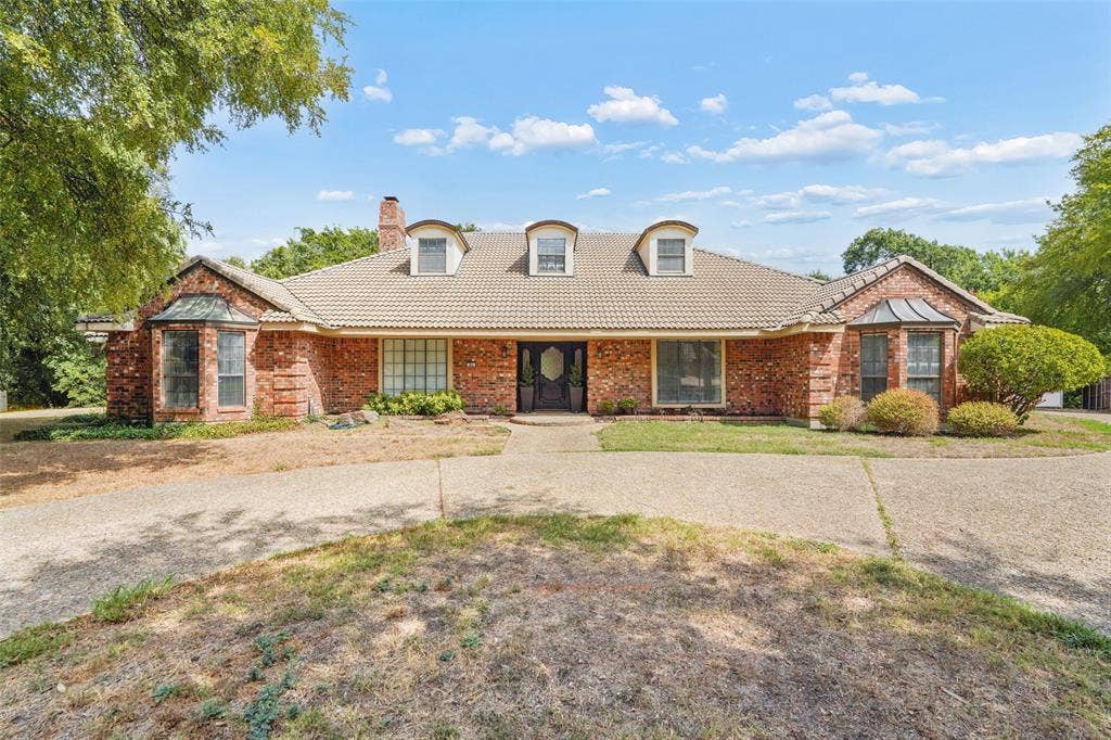 803 Green Tree Court, Duncanville, TX 75137 803 Green Tree Court, Duncanville, TX 75137
