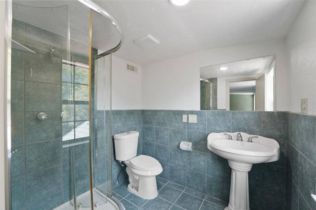 803 Green Tree Court, Duncanville, TX 75137 803 Green Tree Court, Duncanville, TX 75137