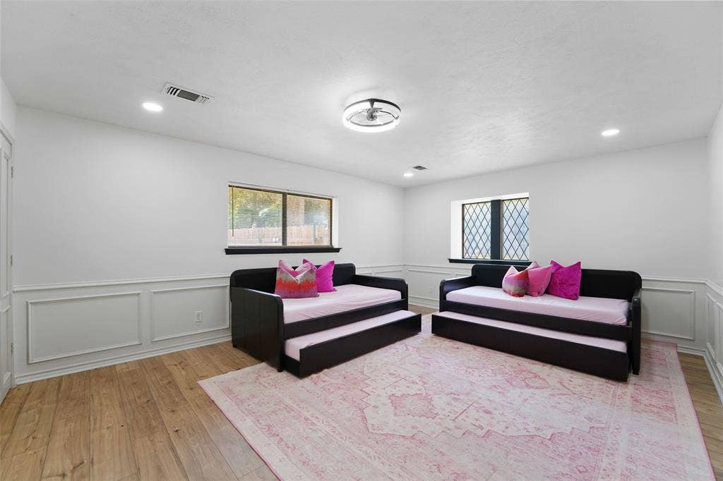 803 Green Tree Court, Duncanville, TX 75137 803 Green Tree Court, Duncanville, TX 75137