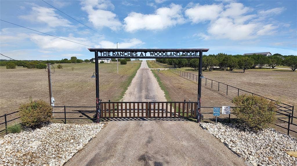 165 Private Road 2656, Walnut Springs, TX 76690 165 Private Road 2656, Walnut Springs, TX 76690