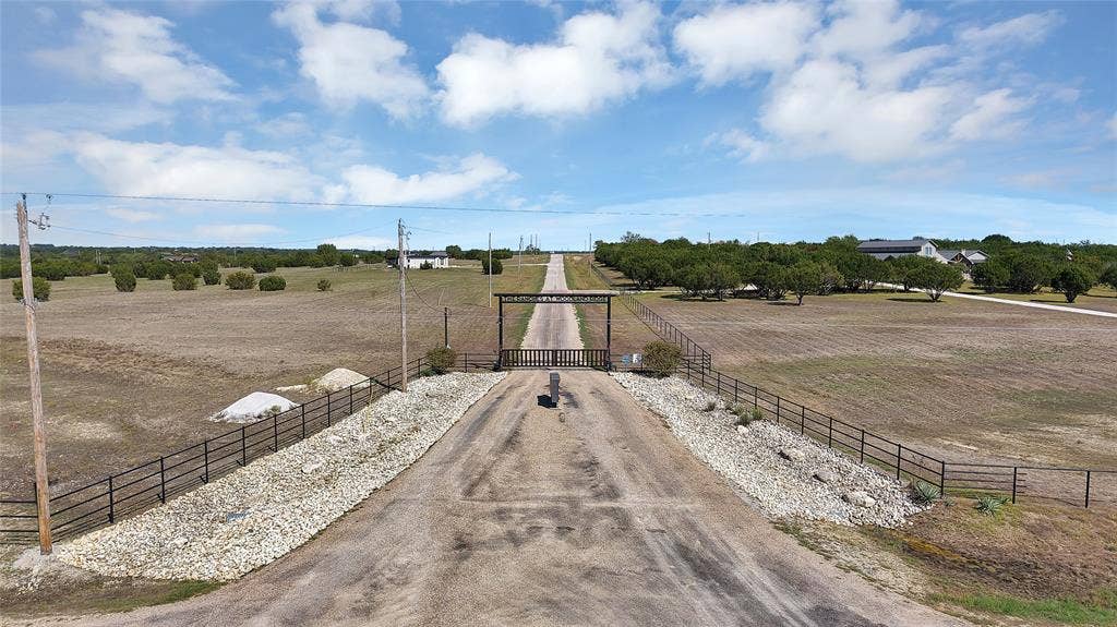 165 Private Road 2656, Walnut Springs, TX 76690 165 Private Road 2656, Walnut Springs, TX 76690