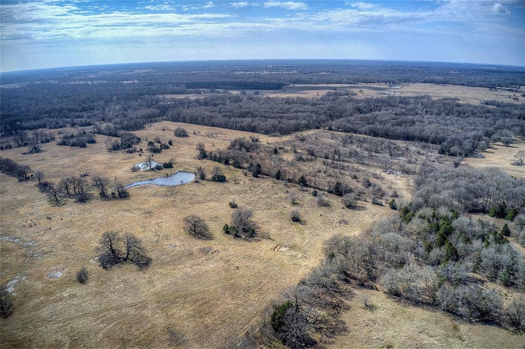 5355 CR 120, Wills Point, TX 75169 5355 CR 120, Wills Point, TX 75169