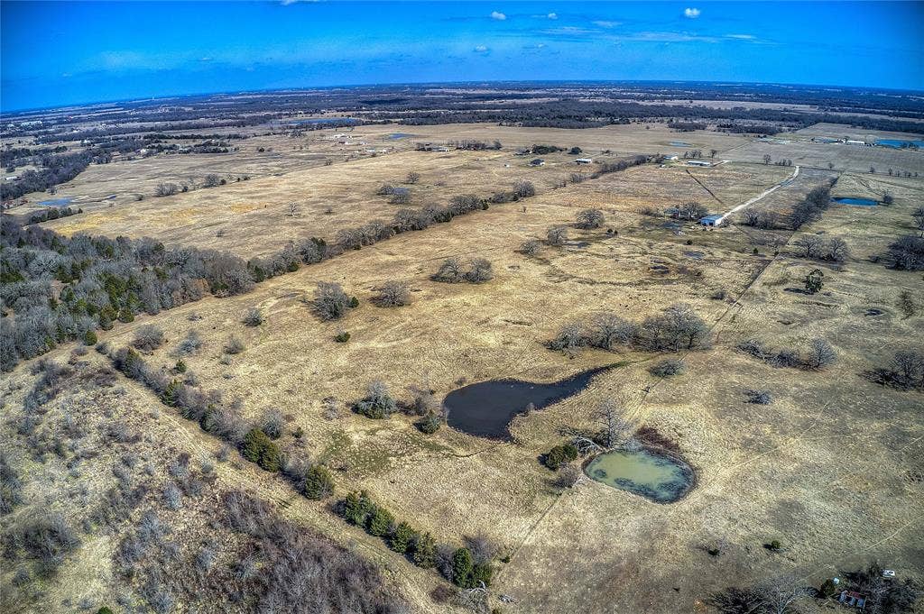 5355 CR 120, Wills Point, TX 75169 5355 CR 120, Wills Point, TX 75169
