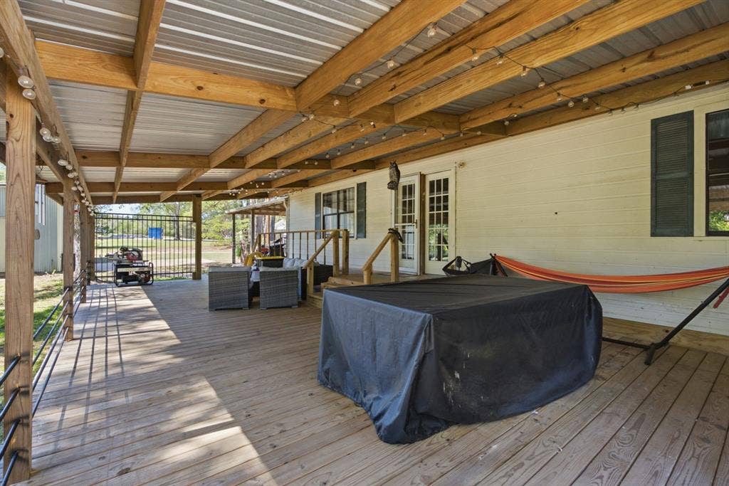 16730 E FM 16, Winona, TX 75792