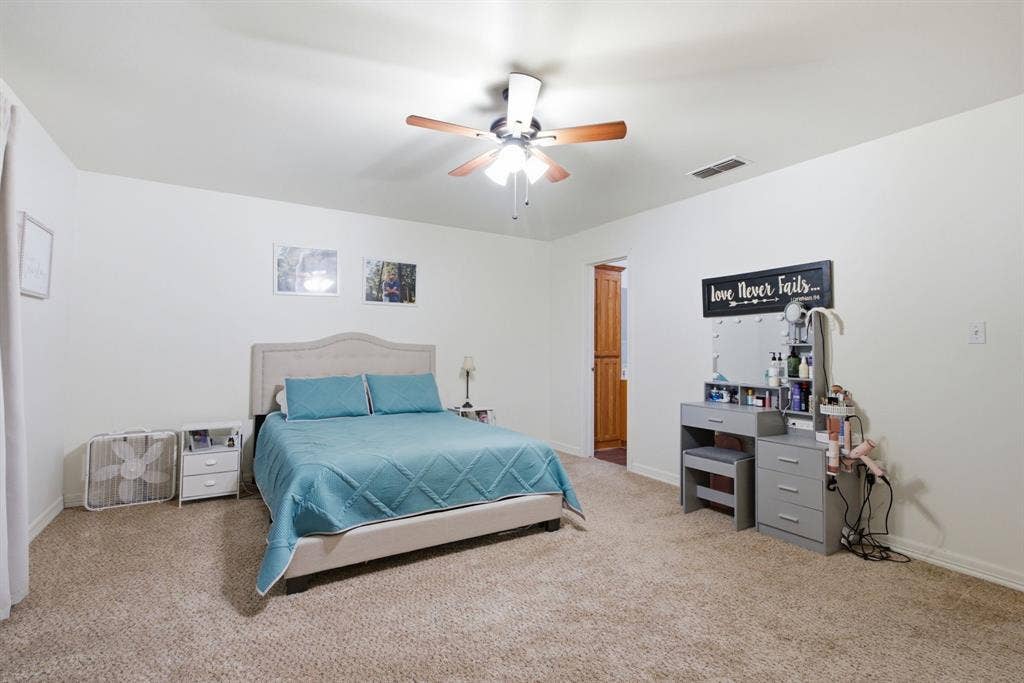 16730 E FM 16, Winona, TX 75792