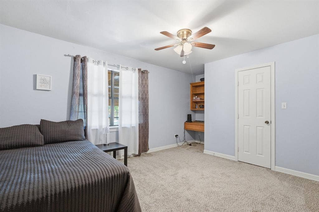 16730 E FM 16, Winona, TX 75792