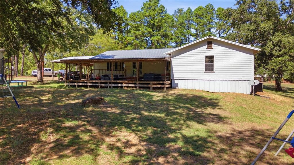 16730 E FM 16, Winona, TX 75792
