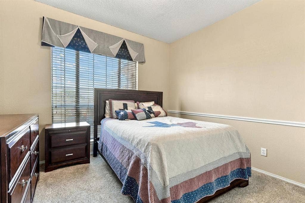 103 Deerpath Road, Hickory Creek, TX 75065 Wall-to-wall carpeting and neutral wall tones