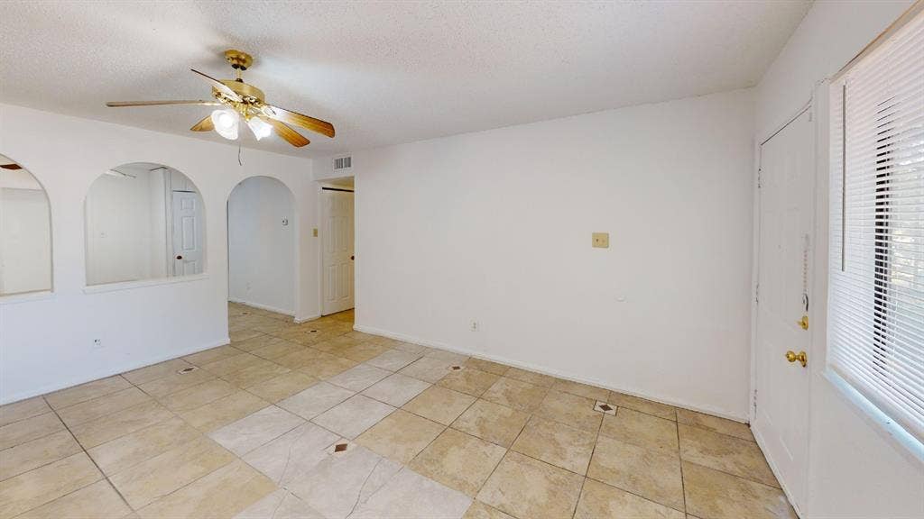 1710 Meridian Way, Garland, TX 75040 Additional content