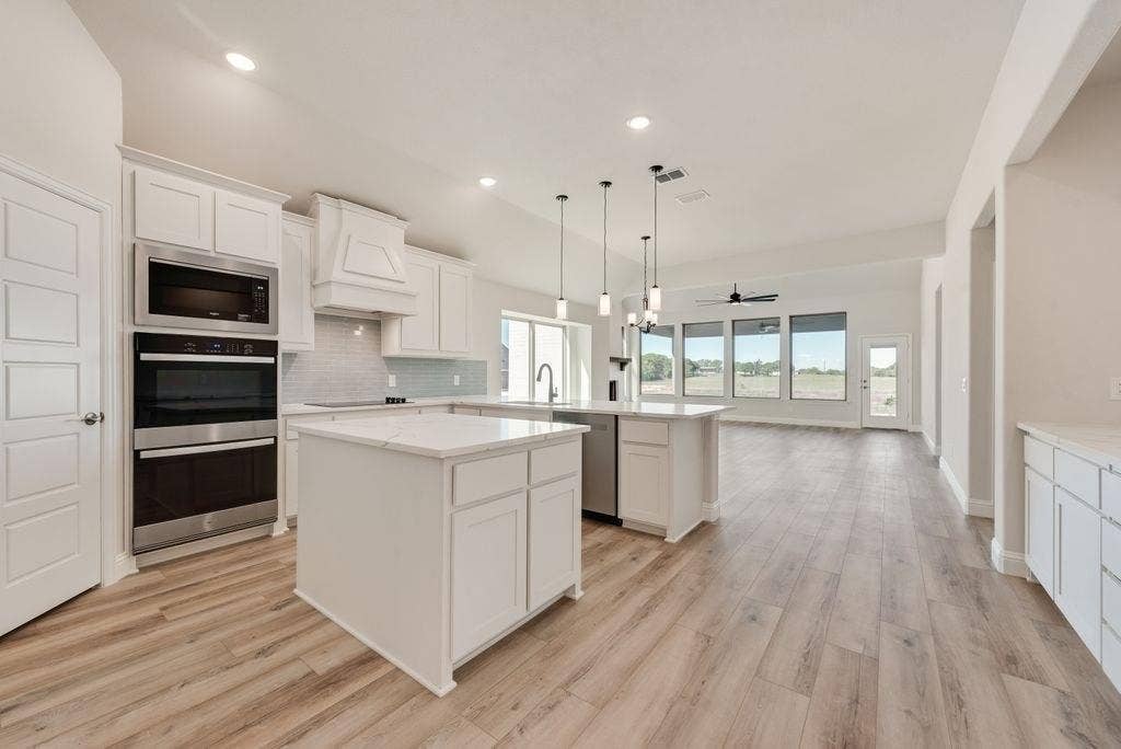 1065 Monaco Court, Springtown, TX 76082 1065 Monaco Court, Springtown, TX 76082