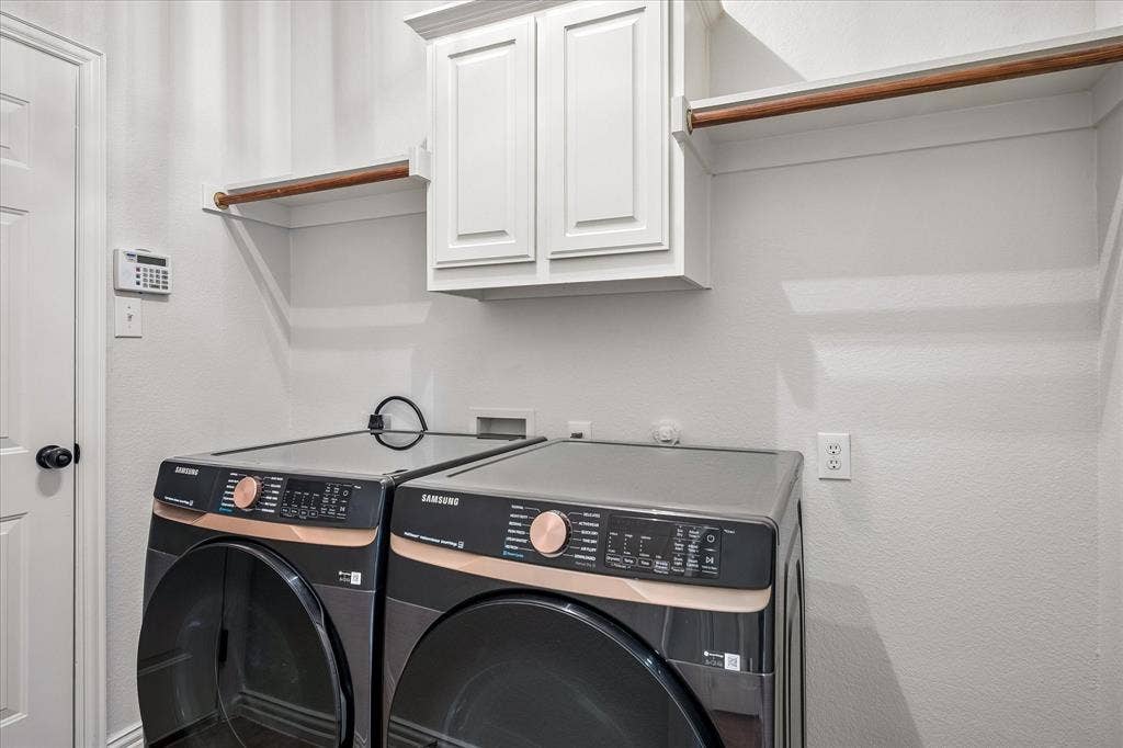 3736 Boxwood Drive, Grand Prairie, TX 75052 3736 Boxwood Drive, Grand Prairie, TX 75052