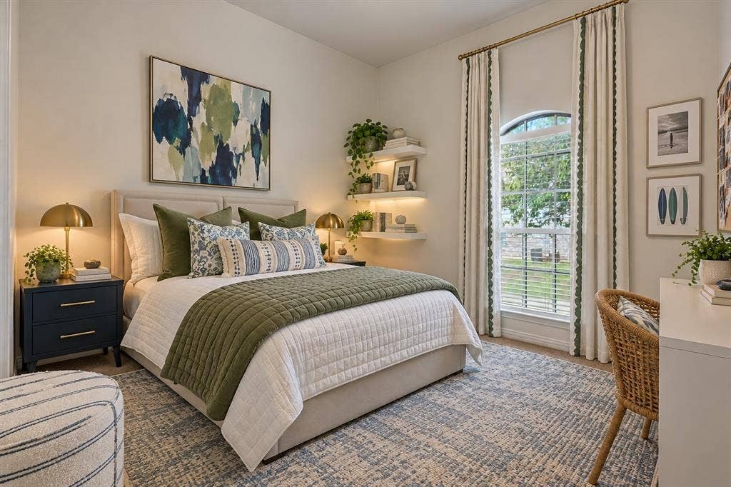 3736 Boxwood Drive, Grand Prairie, TX 75052 VIRTUALLY STAGED