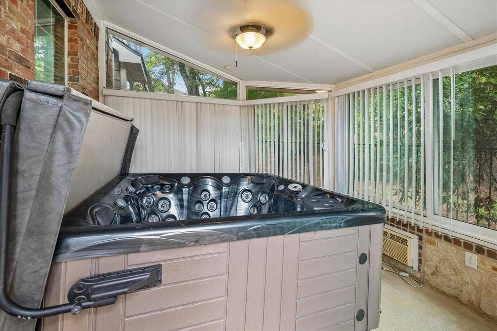 3736 Boxwood Drive, Grand Prairie, TX 75052 3736 Boxwood Drive, Grand Prairie, TX 75052