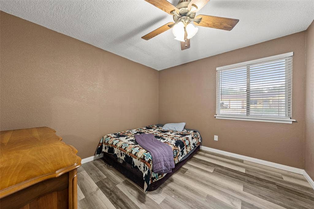 6313 May Drive, Waco, TX 76710 6313 May Drive, Waco, TX 76710