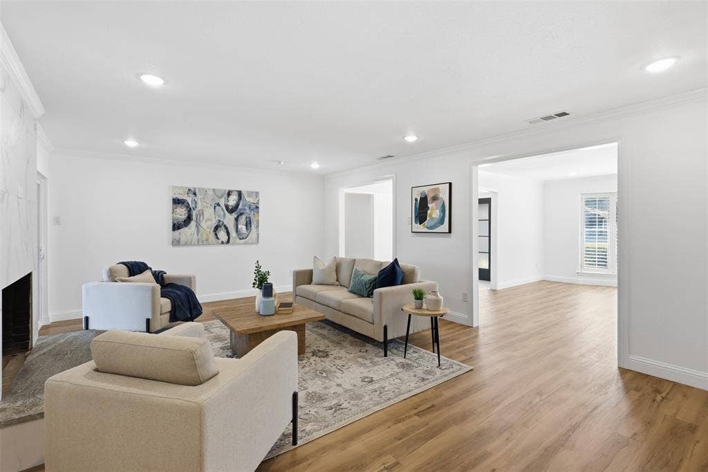 5427 Banting Way, Dallas, TX 75227 Plus cozy fireplace