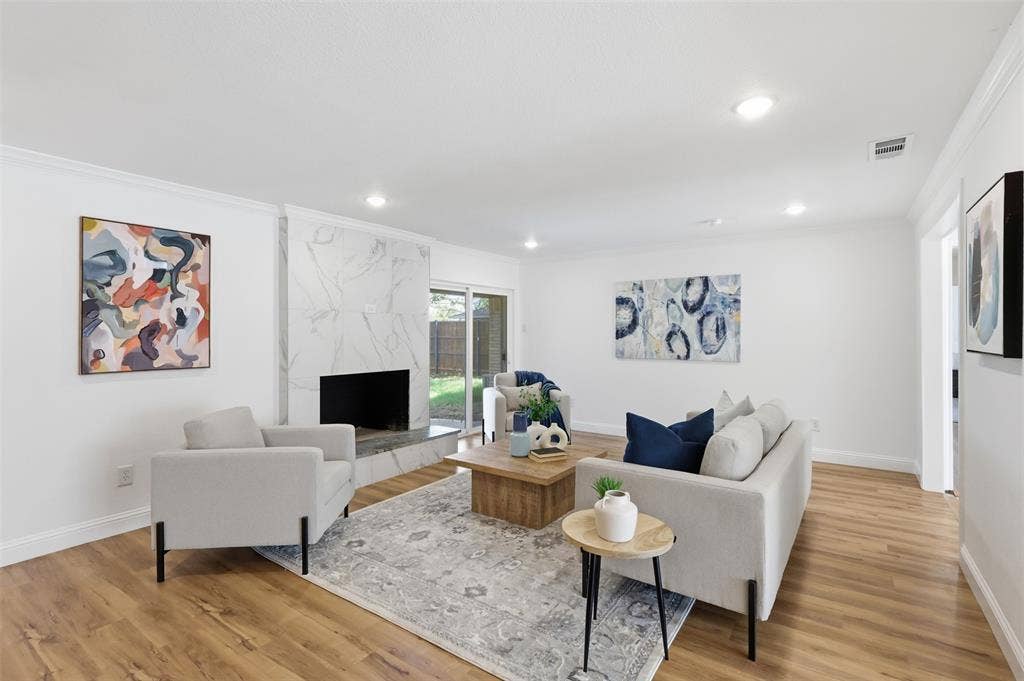 5427 Banting Way, Dallas, TX 75227 Plus cozy fireplace