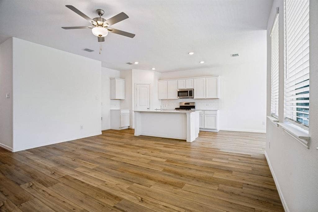1105 Mahogany Lane, Princeton, TX 75407 1105 Mahogany Lane, Princeton, TX 75407