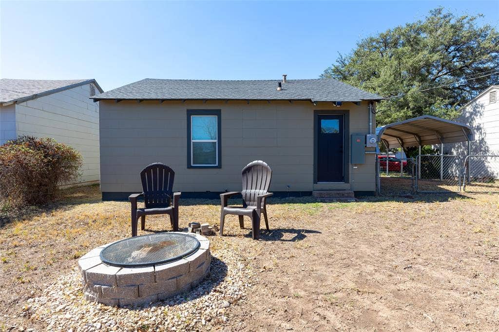 221 NW Avenue J, Hamlin, TX 79520