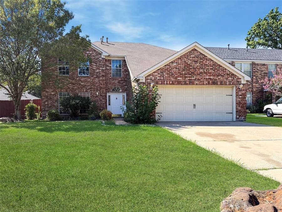 Property photo for 4219 Tanner Way, Grand Prairie, TX