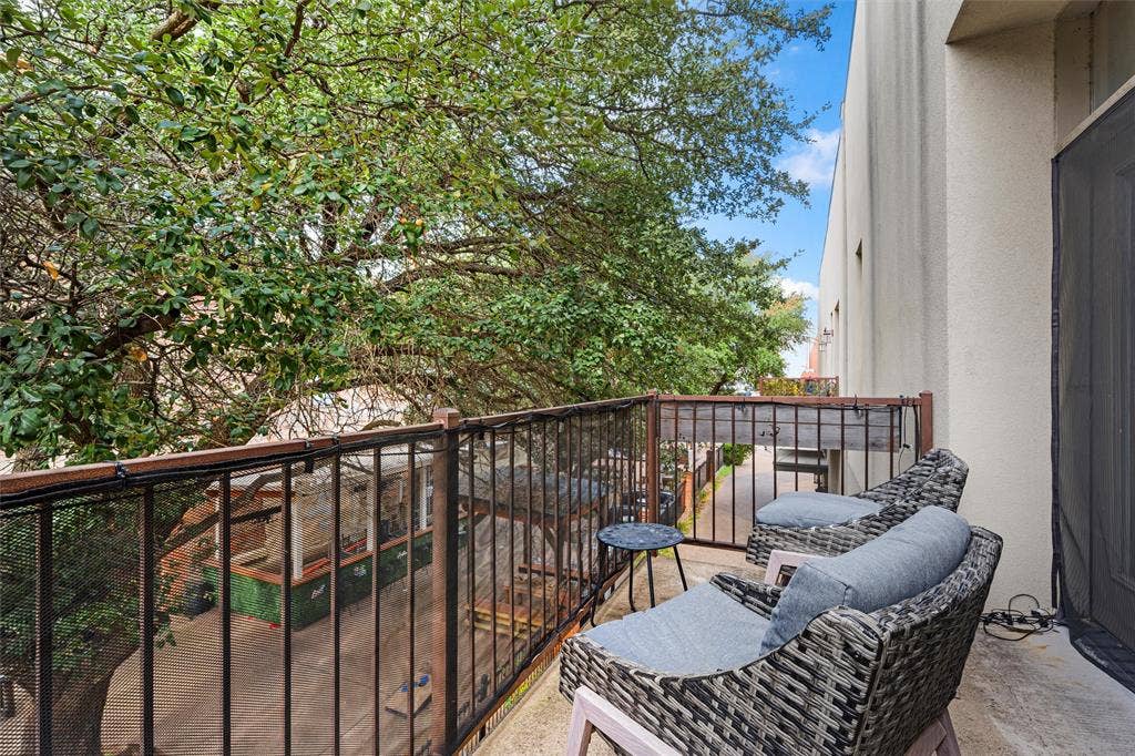 711 Austin Avenue, #C, Waco, TX 76701 711 Austin Avenue, #C, Waco, TX 76701