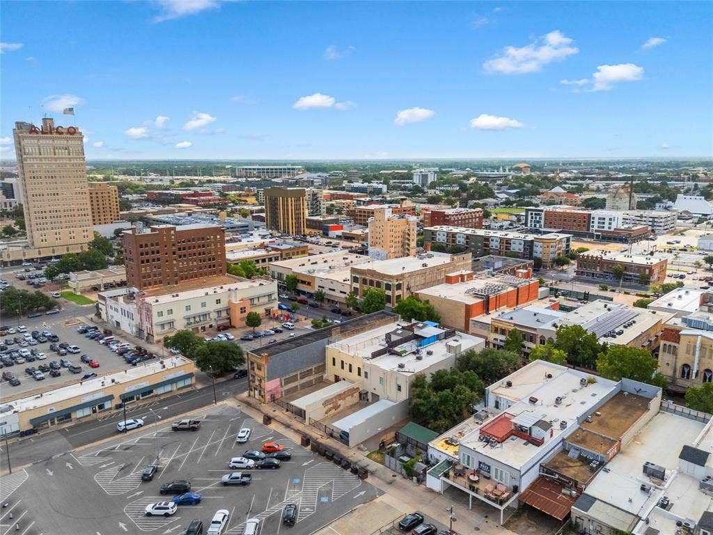 711 Austin Avenue, #C, Waco, TX 76701 711 Austin Avenue, #C, Waco, TX 76701
