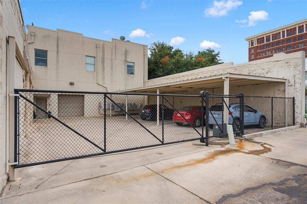711 Austin Avenue, #C, Waco, TX 76701 711 Austin Avenue, #C, Waco, TX 76701